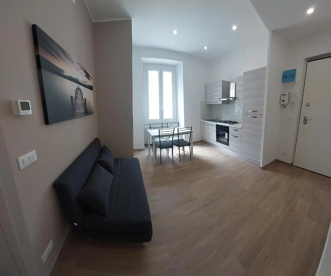 Fiumara Mall Apartment Génova Itália
